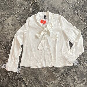 ⭐️NWT CIDER Women's Tie-Neck Long Sleeve Blouse w Whimsi Coquette Feather Cuffs